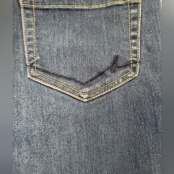 Bisou Bisou Bohemian Rhapsody Y2K Low-rise Flare Jeans Size 2 in Blue - Picture 9 of 13